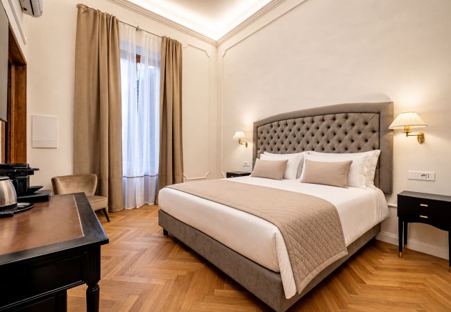 Rent by room in Firenze - Residenza D'Epoca 5 suites- Il Magnifico President