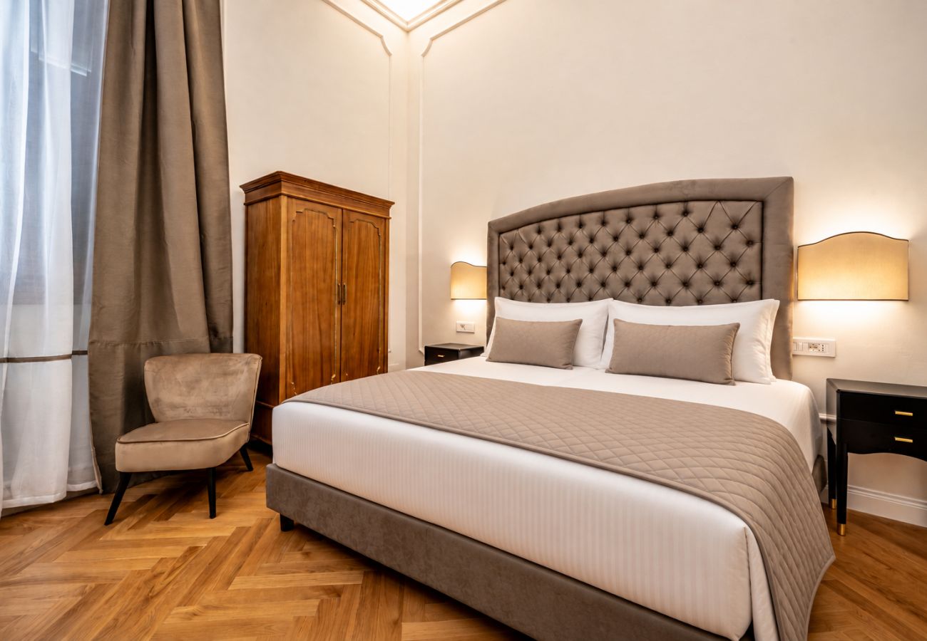 Rent by room in Florence - Residenza D'Epoca 5 suites- Il Magnifico  Deluxe